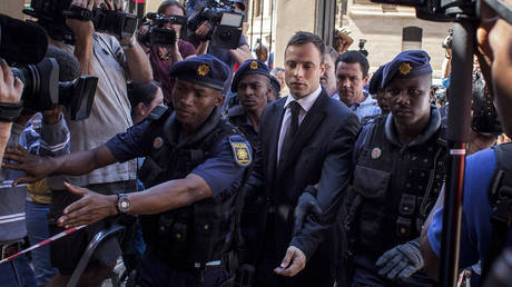 Oscar Pistorius aus dem Gefaengnis entlassen – World