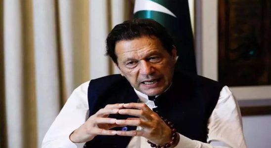 Pakistan Anti Terror Gericht laedt Imran Khan im Fall im Zusammenhang mit