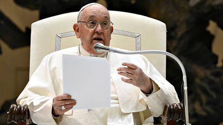 Papst nennt „gefaehrlichste Suende – World
