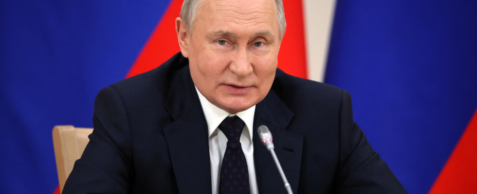 Putin sagt die Staatlichkeit der Ukraine sei gefaehrdet wenn der