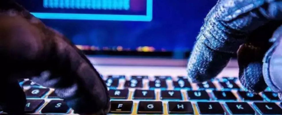 Russische Hacker greifen bei einem Cyberangriff den fuehrenden Telekommunikationsbetreiber der