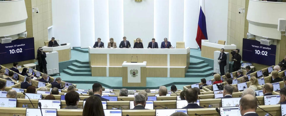 Russisches Parlament prueft Plan zur Beschlagnahme von Vermoegenswerten von Dissidenten