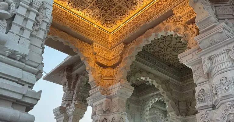 Signify beleuchtet Ayodhya Ram Mandir und Ram Path mit dekorativer