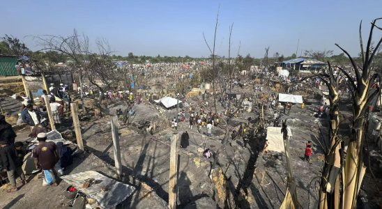 Tausende Rohingya wurden nach Brand in Bangladesch obdachlos