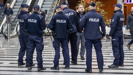Ukrainer befeuern Anstieg der Kriminalitaetsrate in Polen – Medien –