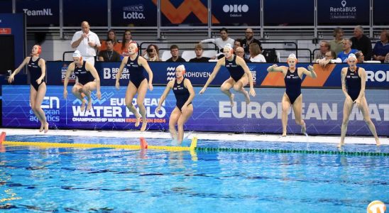 Wasserballer erreichen mit Stil das EM Viertelfinale Maenner verbuchen ersten Sieg