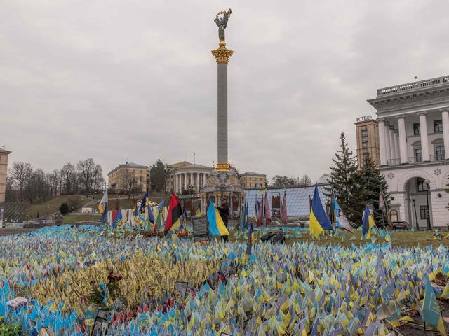 1708775859 991 Live Ukraine Gedenken an Opfer in der Ukraine Russland ignoriert