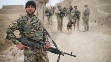 Afghanische Streitkraefte werden an der Umsiedlung im Vereinigten Koenigreich gehindert