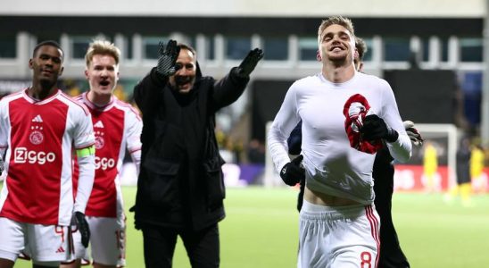 Ajax Spieler nach wundersamer Flucht „Guter Torwart und ein bisschen Glueck