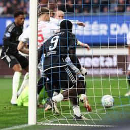 Ajax ist mit einem fragwuerdigen Moment in Heerenveen zufrieden „Wir