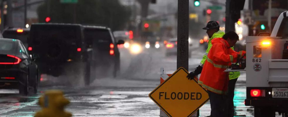 Atmosphaerische Fluesse richten in ganz Kalifornien verheerende Schaeden an Ueberschwemmungen