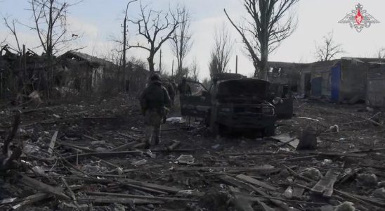 Die Ukraine ist zunehmend besorgt ueber das dritte Kriegsjahr