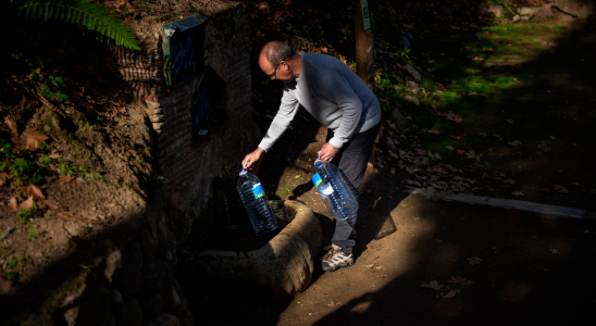 Doerfer im ausgedoerrten Nordosten Spaniens kaempfen darum die Trinkwasserversorgung aufrechtzuerhalten