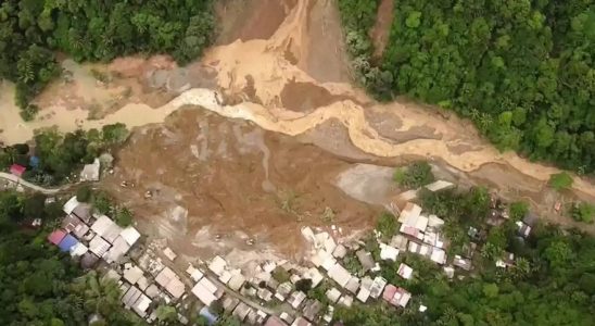 Ein Erdrutsch erschuettert ein Dorf im Sueden der Philippinen und