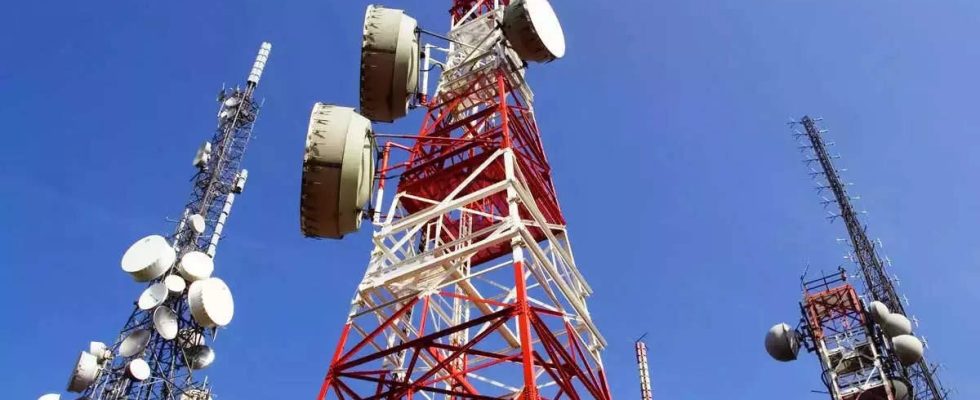 Erhoehung der Telekommunikationstuerme am LoC im von Pakistan besetzten Kaschmir