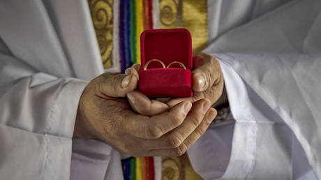 Erstes orthodoxes christliches Land legalisiert Homo Ehe – World