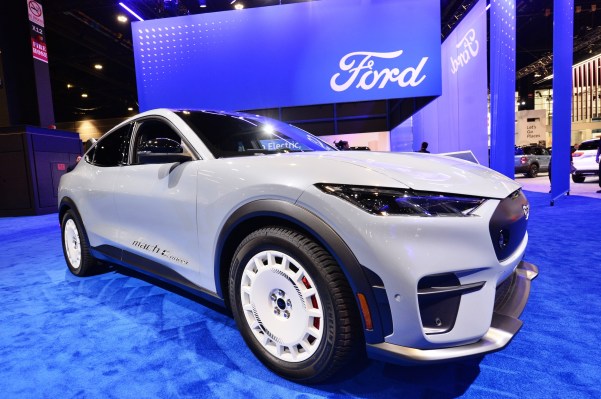 Ford senkt die Preise fuer elektrische Mustangs da die Nachfrage
