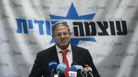 Israelischer Minister entschuldigt sich fuer den Demenz Kommentar seines Sohnes ueber