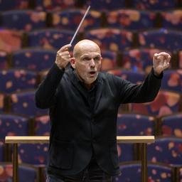 Jaap van Zweden wird musikalischer Leiter in Frankreich Musik