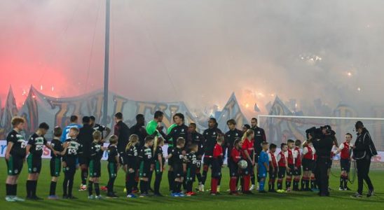 Live KNVB Cup Feyenoord und der FC Groningen starteten