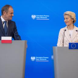 Polen kann wieder auf EU Subventionen zaehlen weil es die Rechtsstaatlichkeit