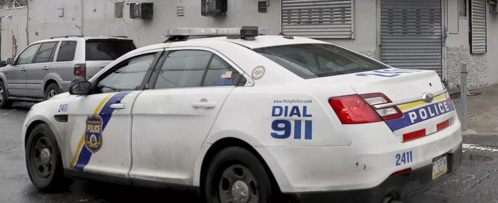 Polizist aus Wisconsin schiesst nach Verfolgungsjagd toedlich auf bewaffneten Autofahrer