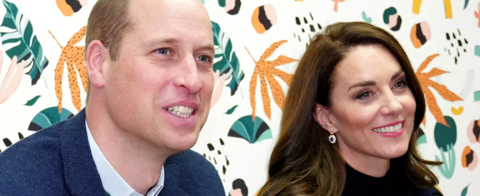 Prinz William kehrt nach der Operation seiner Frau zu seinen
