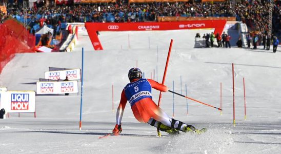 Schweizer Skifahrer holt dank schmelzendem Schnee historischen Weltcup Sieg Sport