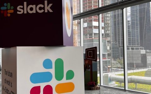 Slack erweitert die Plattform um KI gestuetzte Suche und Zusammenfassung