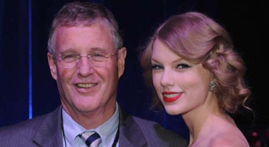 Taylor Swifts Vater wird beschuldigt einen australischen Paparazzo angegriffen zu
