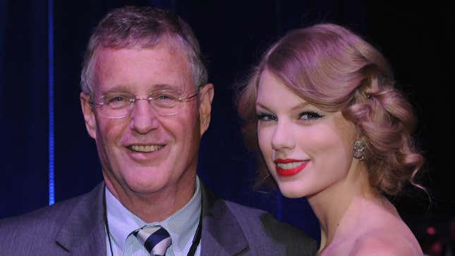 Taylor Swifts Vater wird beschuldigt einen australischen Paparazzo angegriffen zu