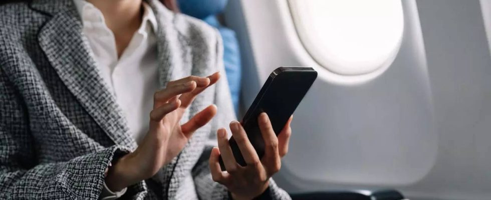 Verbot elektronischer Geraete in Flugzeugen Sicherheitsvorschriften erklaert