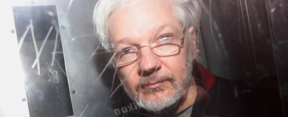 Das Berufungsurteil gegen Julian Assange wird am Dienstag vom Londoner