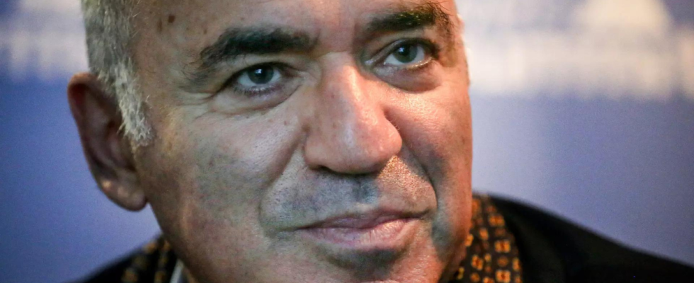 Der fruehere Schachweltmeister Kasparov wurde auf die russische Liste der