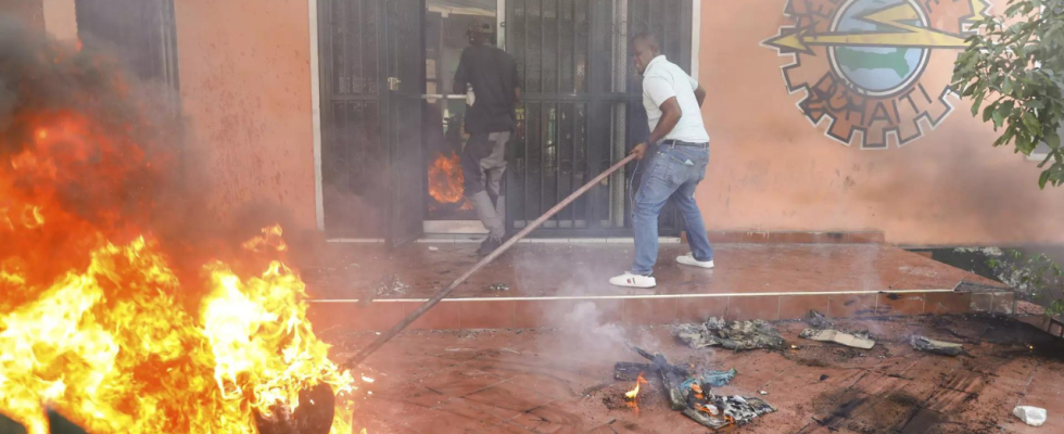 Der oberste haitianische Bandenfuehrer warnt vor Buergerkrieg und Voelkermord