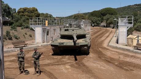 EU Staat schickt mehr alte Leopard Panzer in die Ukraine – Medien