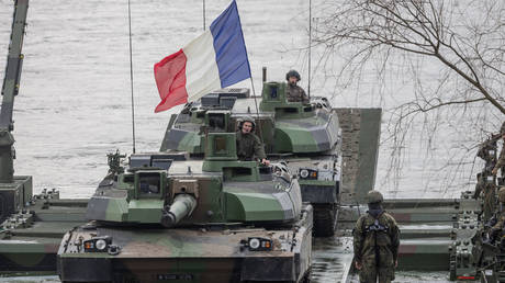 Frankreich bereitet sich auf die Entsendung von Truppen in die