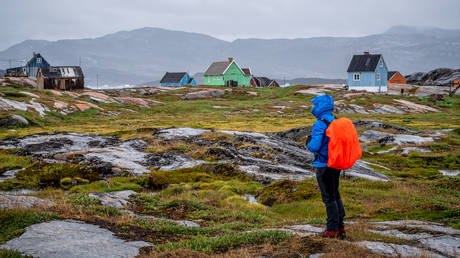 Groenlaendische Frauen verklagen Daenemark wegen Verhuetungsexperiment – ​​Medien – World