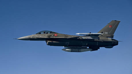 NATO Staat gibt Zeitplan fuer F 16 Lieferungen an die Ukraine bekannt –