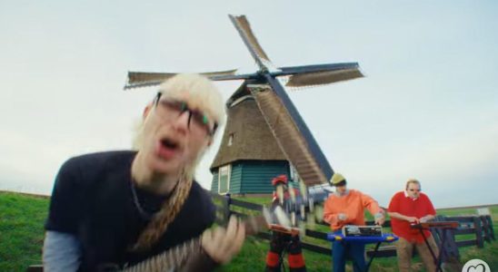Nordholland Muehle ueberwaeltigt von der Aufmerksamkeit des Eurovision Videoclips Joost Klein