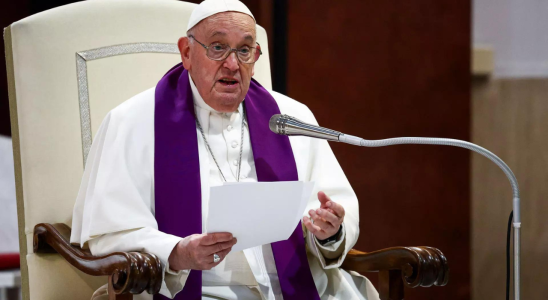 Papst sagt die Ukraine sollte bei Verhandlungen „Mut zur weissen