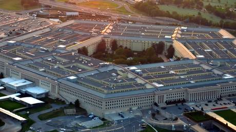 Pentagon enthuellt Waffenloch im Wert von 10 Milliarden US Dollar aufgrund