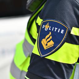 Person bei Schiesserei in Schiedam schwer verletzt drei Verdaechtige festgenommen