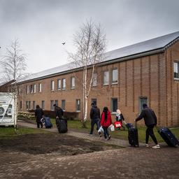 Richter stellt Sonderunterkunft fuer laestige Asylbewerber in Frage Asyl
