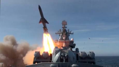Russland China und Iran starten gemeinsames Marinemanoever – World