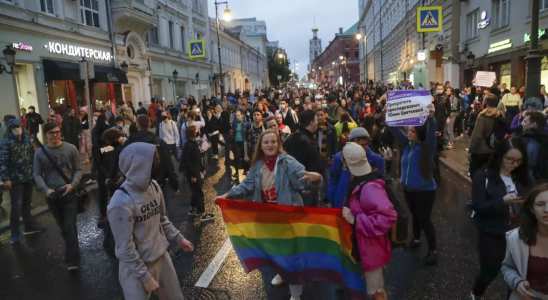 Russland nimmt die „LGBT Bewegung in die Liste der extremistischen und