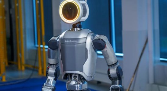 Boston Dynamics stellt einen neuen Roboter vor Kontroverse um MKBHD