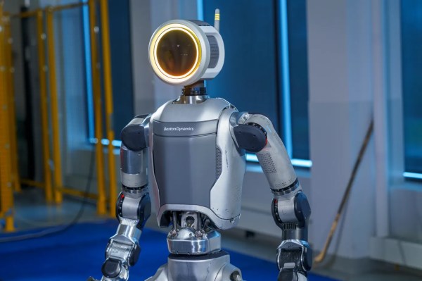 Boston Dynamics stellt einen neuen Roboter vor Kontroverse um MKBHD