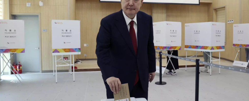 Der suedkoreanische Praesident gibt vorgezogene Wahlen ab