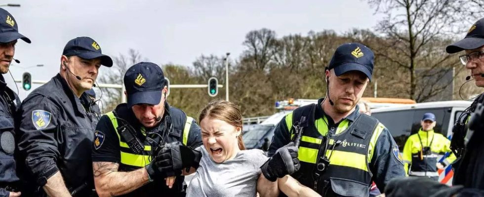 Die Klimaaktivistin Greta Thunberg wurde bei einer Demonstration in den